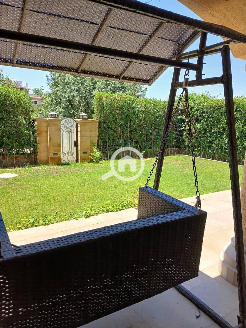 35 c7409285-b8b7-4320-8d96-4f1fe2e4851f. jpeg