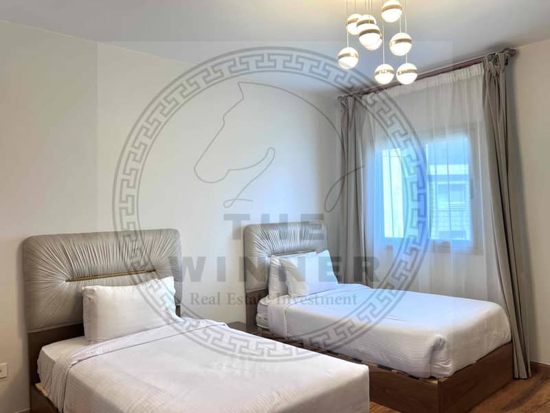 7 1b6ae04f-3ddb-4460-adbb-87ad3d679fed. jpg