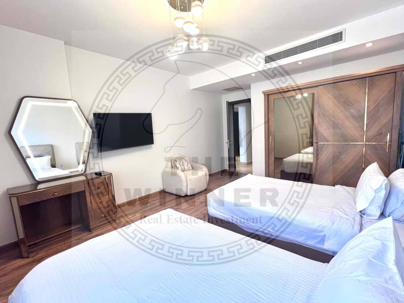 8 ef56ce54-2d8a-499c-908b-91bf5a3096aa. jpg