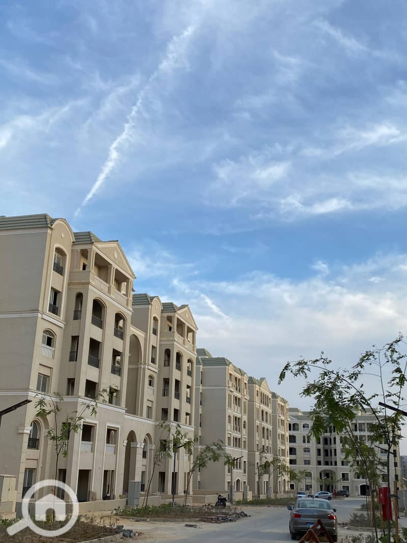 5 4e256a6a-82a6-4482-9047-bb52e76d967a. jpg