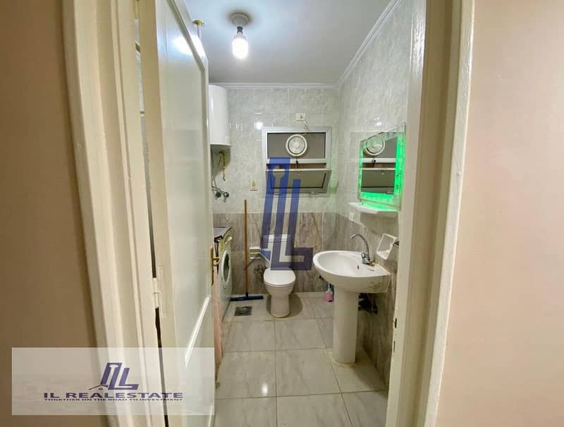 12 6902f13f58ace1761800511. jpg