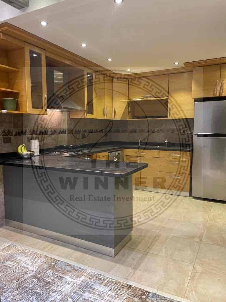 4 bafa7d24-0c40-4d04-aad4-6dcd12662987. jpg