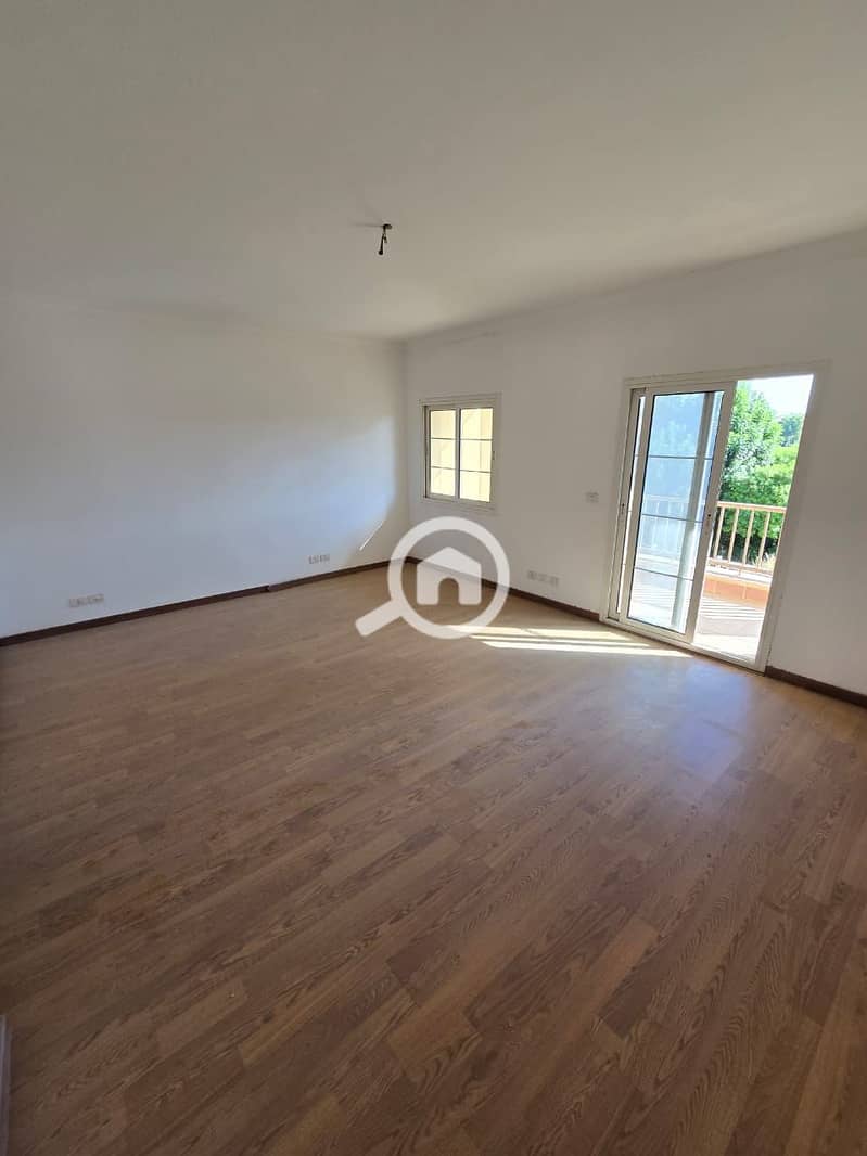 2 06e69d4b-69e8-4082-88e8-f58063359c62. jpeg