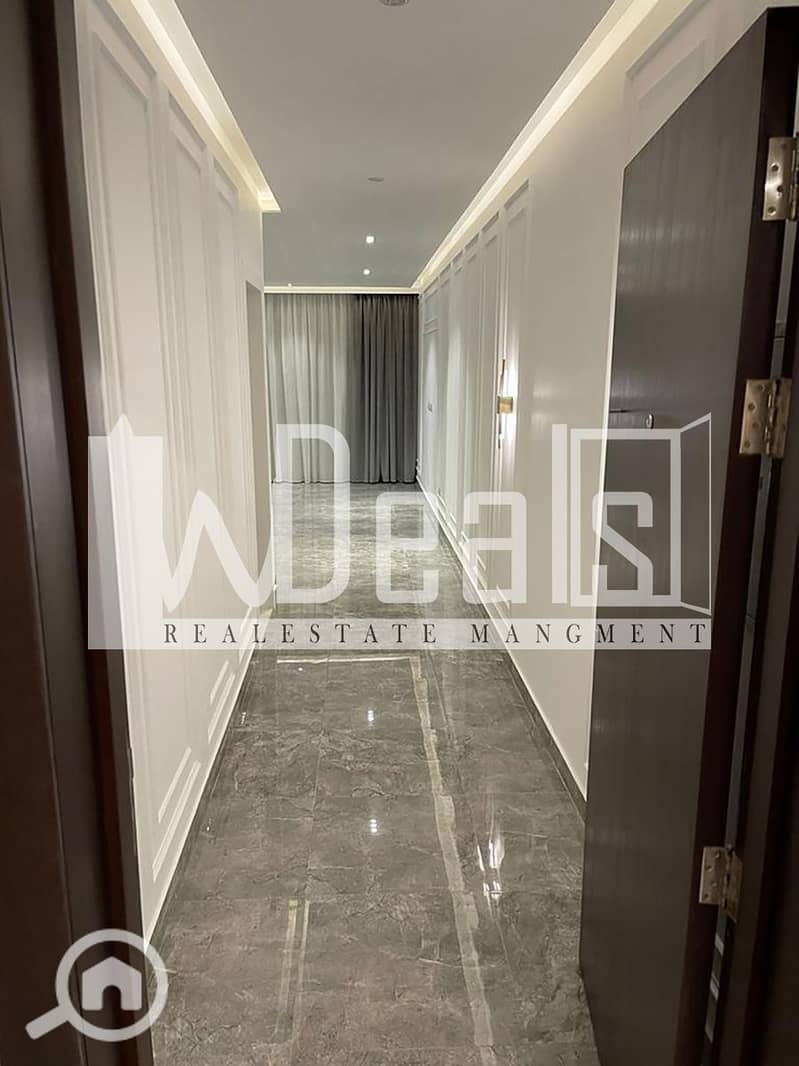 5 WhatsApp Image 2025-10-08 at 6.14. 01 PM (1). jpg