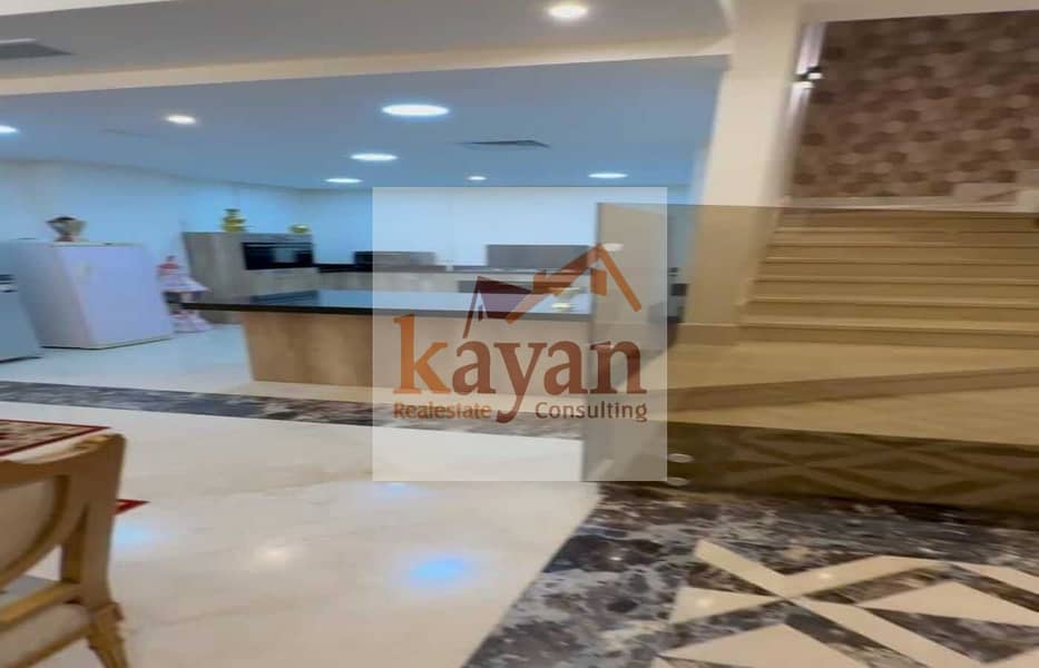 9 dcc58b3f-c38d-471a-8c5a-c0bbb25e5036. jpg