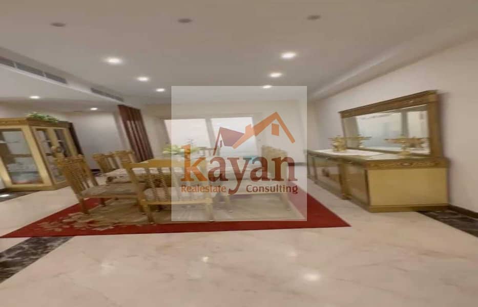 14 e50f3cb3-be3c-4cf7-942c-89c3943935ba. jpg