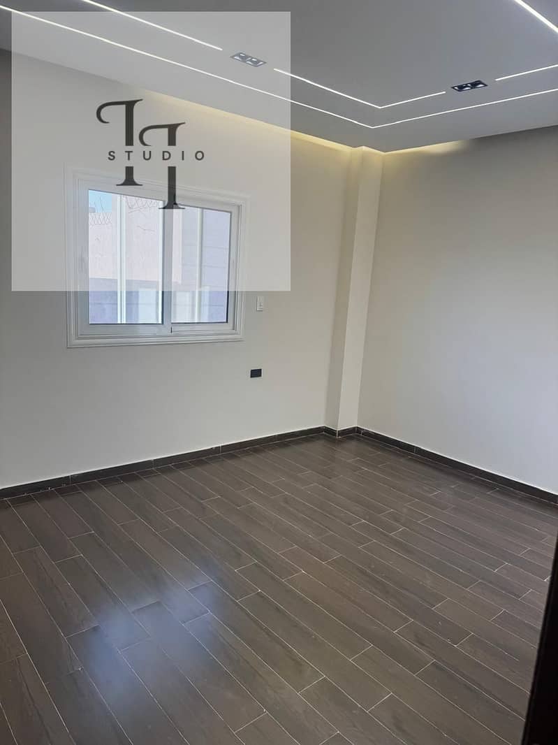 6 WhatsApp Image 2025-10-27 at 4.08. 10 PM. jpeg