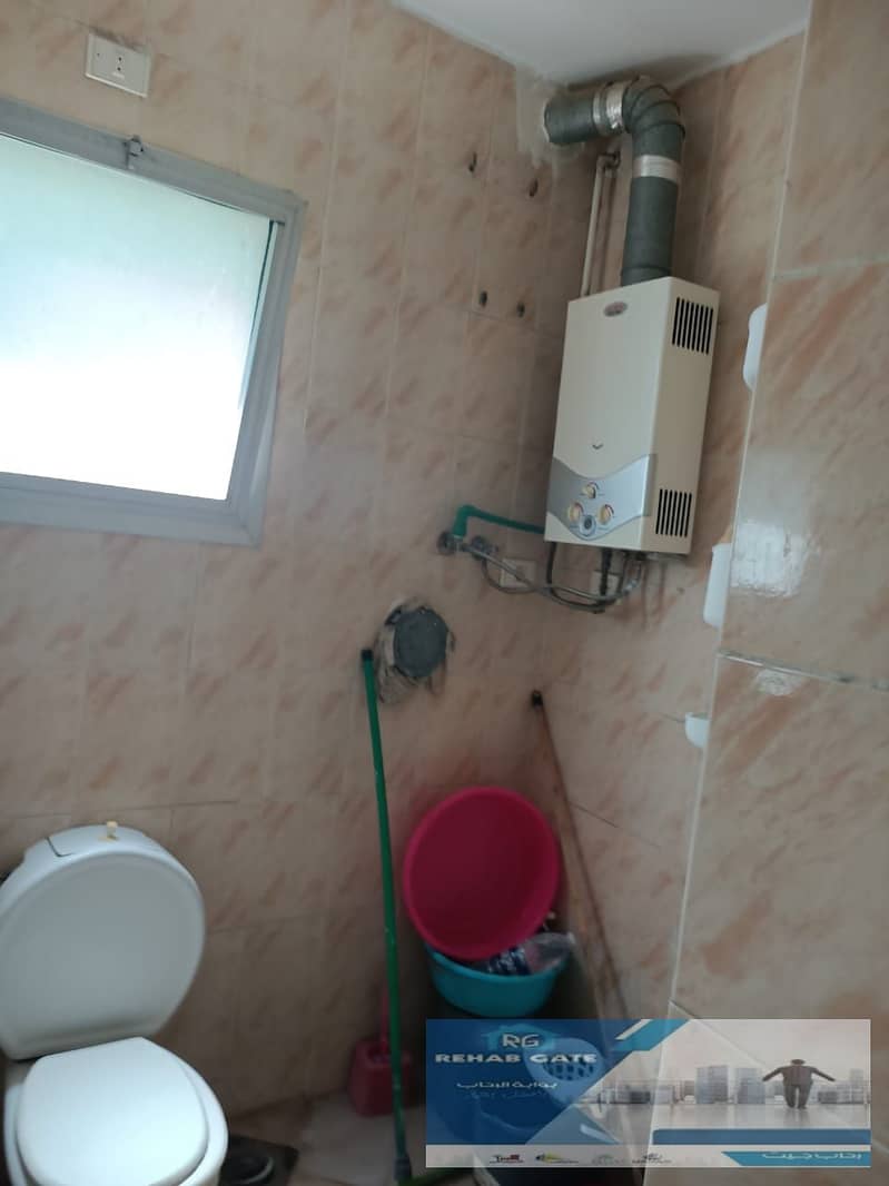 3 8df70a42-781b-4208-a4d6-8e454878c20c. jpg