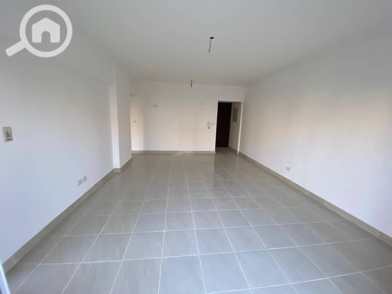 4 929947a9-fff1-4e0b-aba1-d9658b7f5c3c. jpg