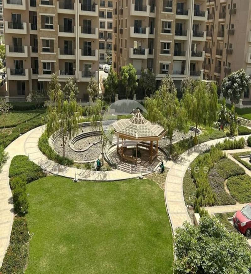 10 f0afcf9a-4a06-4b96-8086-d8617e2efc15. jpeg