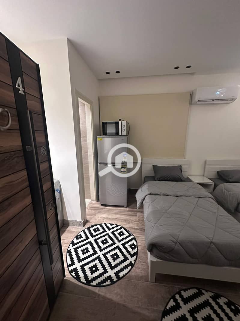 4 WhatsApp Image 2025-10-29 at 7.55. 11 PM (1). jpeg