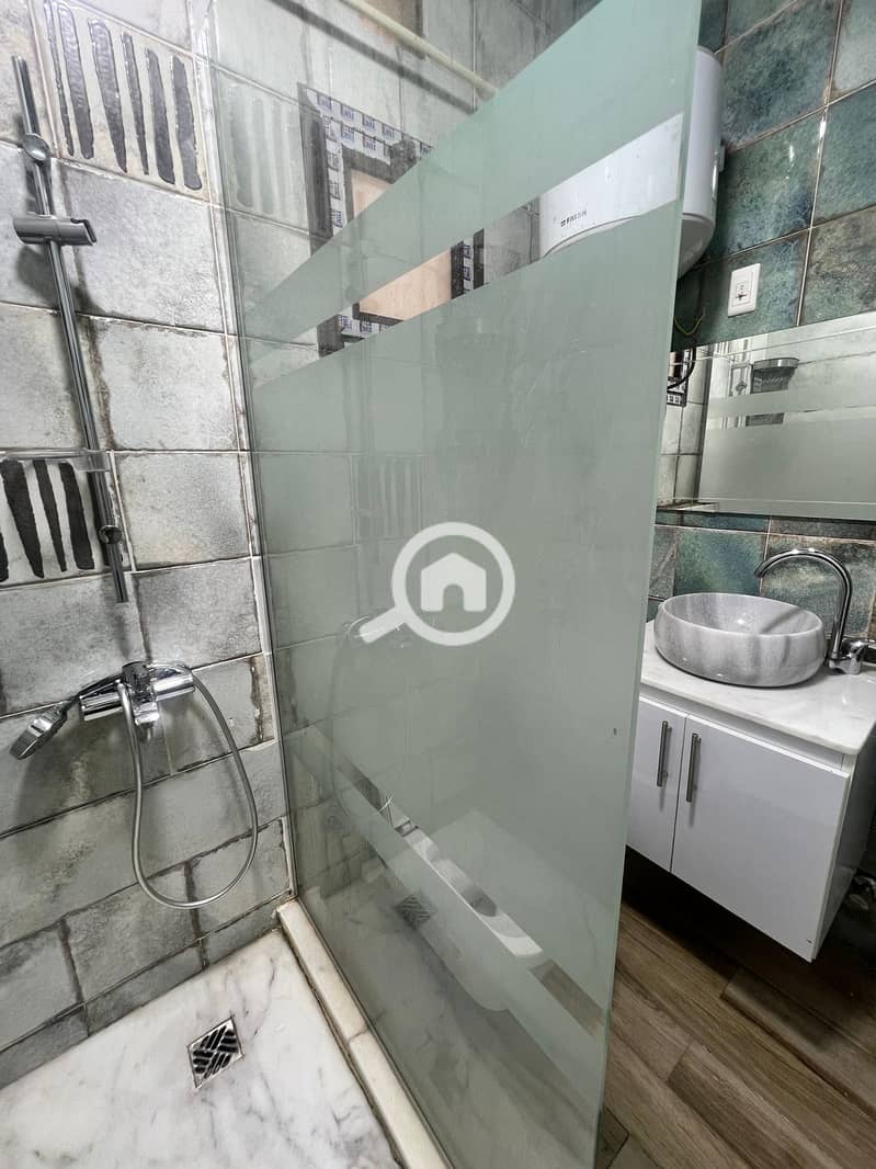 32 WhatsApp Image 2025-10-26 at 2.29. 29 PM (2). jpeg