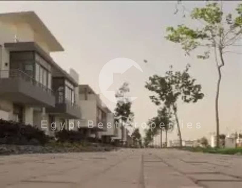 2 6a534155-74b1-442b-9211-d499b0bb0084. jpg