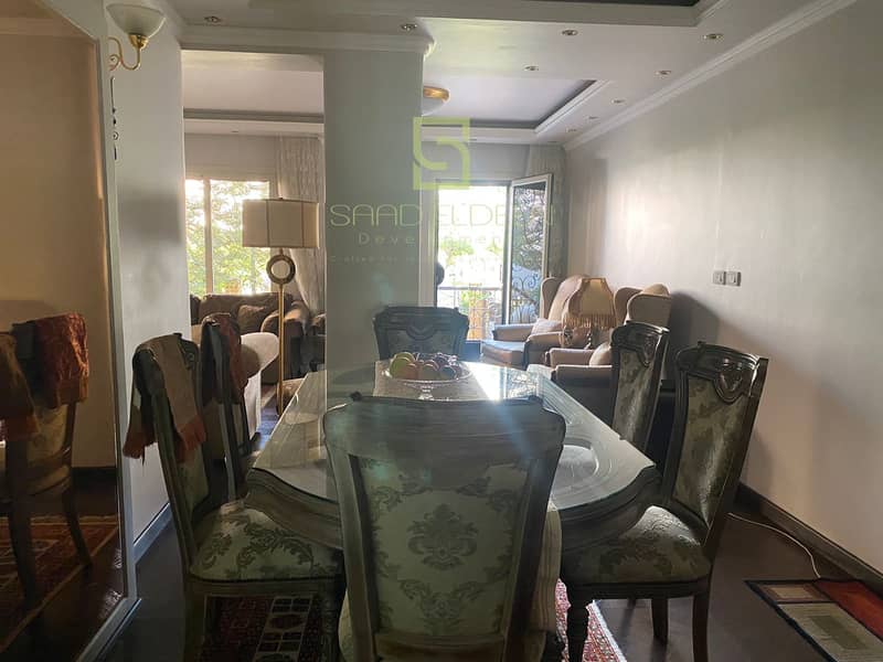 6 976d428d-8618-4e1d-8136-a30a8b565844. jpg