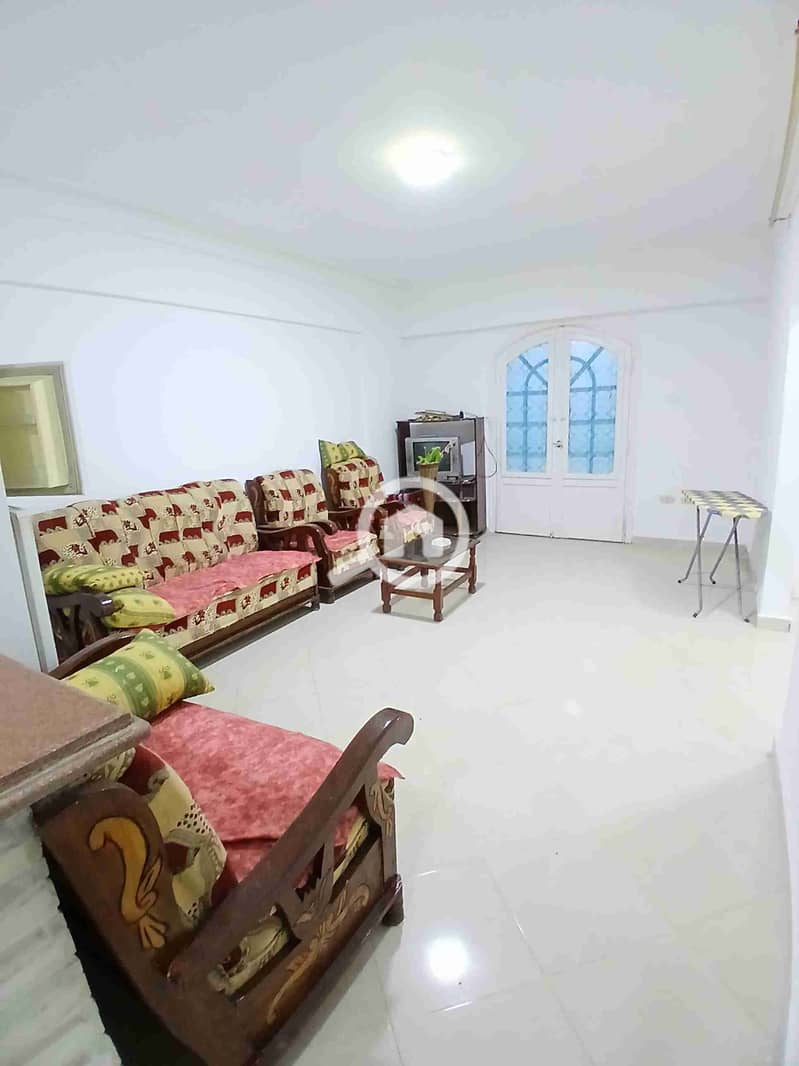 1000118280. heic 1000118280. heic