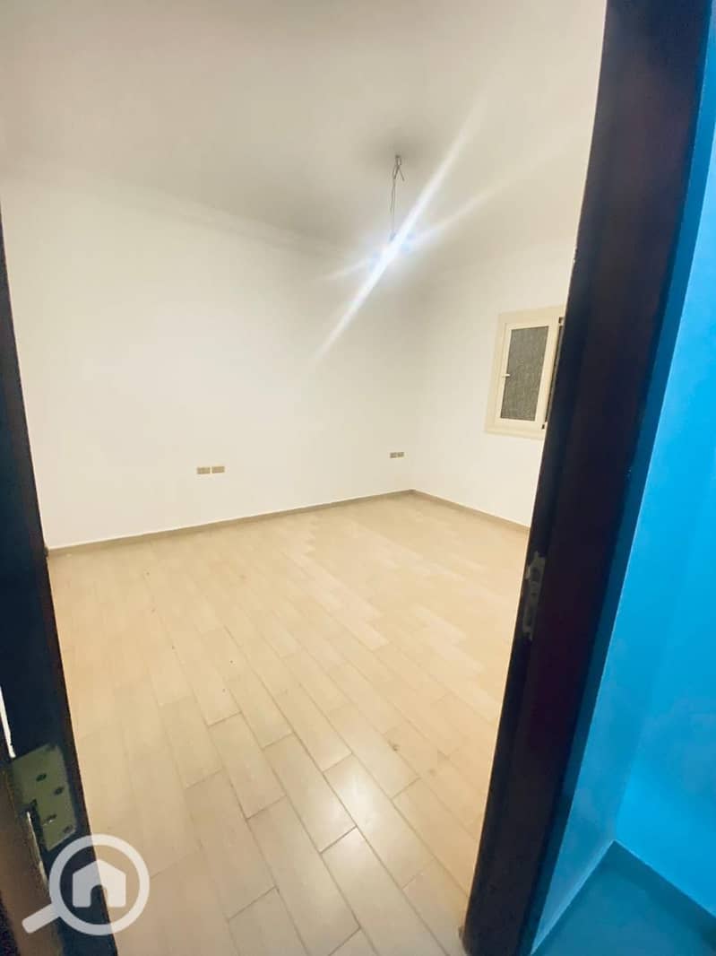 5 WhatsApp Image 2025-10-30 at 12.52. 47 PM (2). jpeg