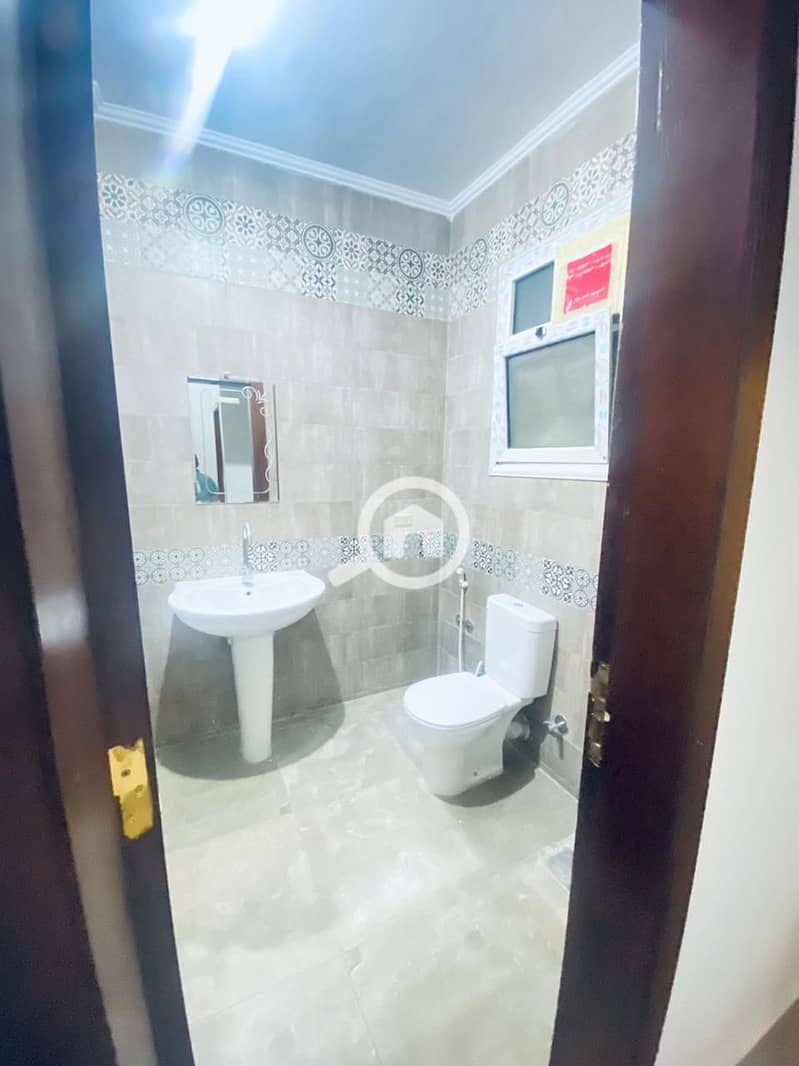 7 WhatsApp Image 2025-10-30 at 12.52. 46 PM (2). jpeg