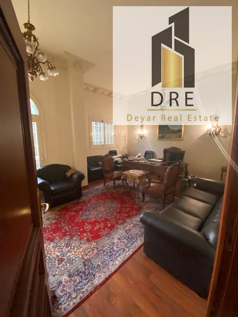 10 8115a703-963d-4c3a-845a-dde54db72afe. jpg