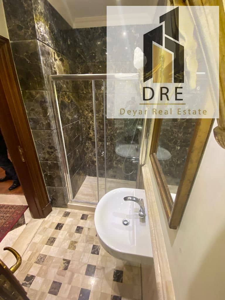 15 d4106bc2-9321-4551-b29b-cb2c2348a78e. jpg