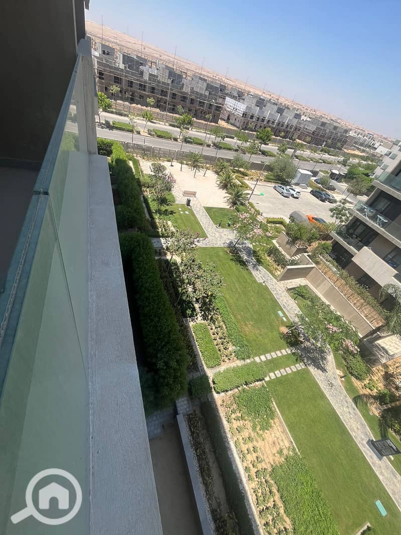 2 WhatsApp Image 2025-10-30 at 1.41. 14 PM (4). jpeg