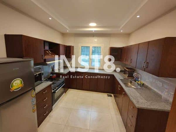 2 ilhnkujbgyhuc. PNG