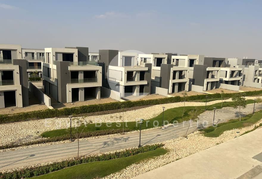 11 f50ddc99-f3ab-492c-b391-60349160a826. jpg