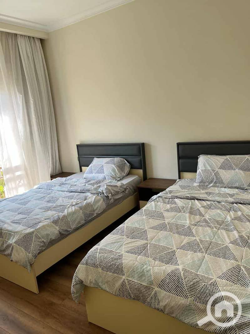 17 553482830_3987975064845817_652152100364560841_n. jpg