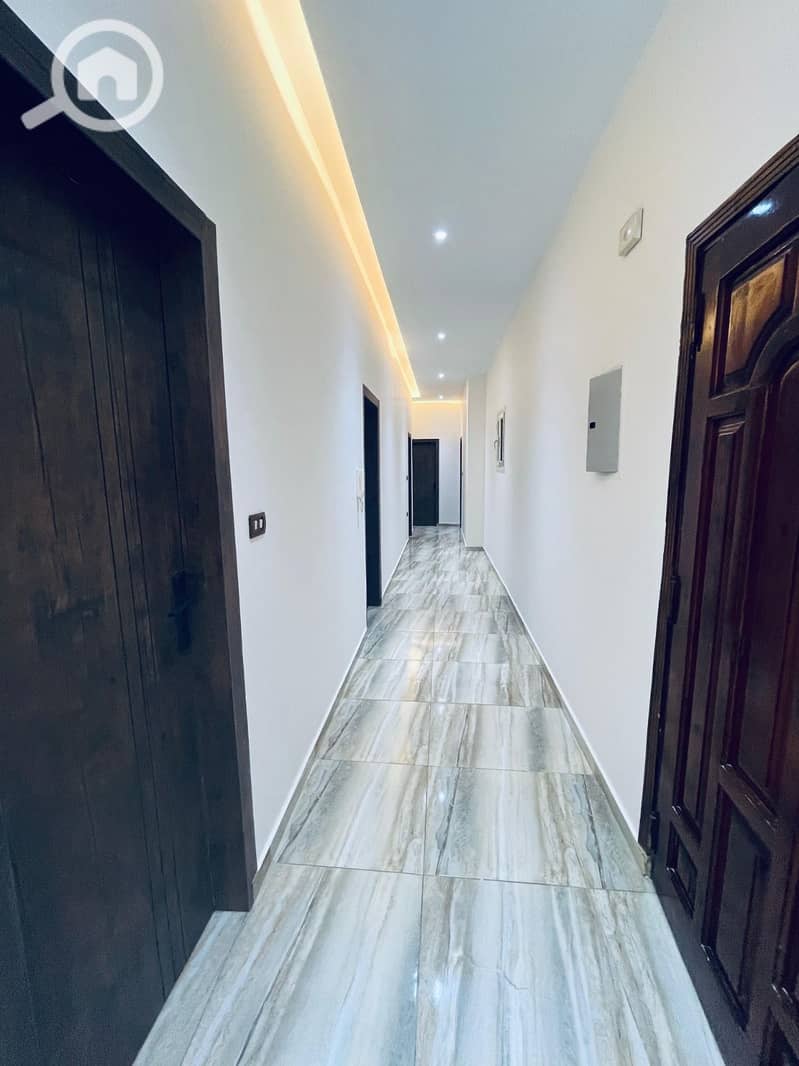 2 WhatsApp Image 2025-10-30 at 12.06. 18 PM (1). jpeg