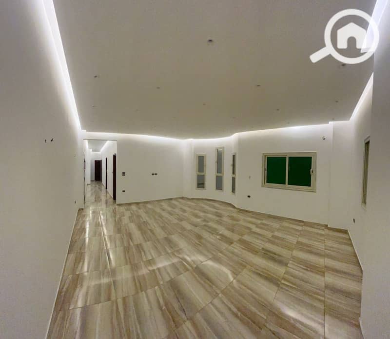 4 WhatsApp Image 2025-10-30 at 12.06. 15 PM (2). jpeg