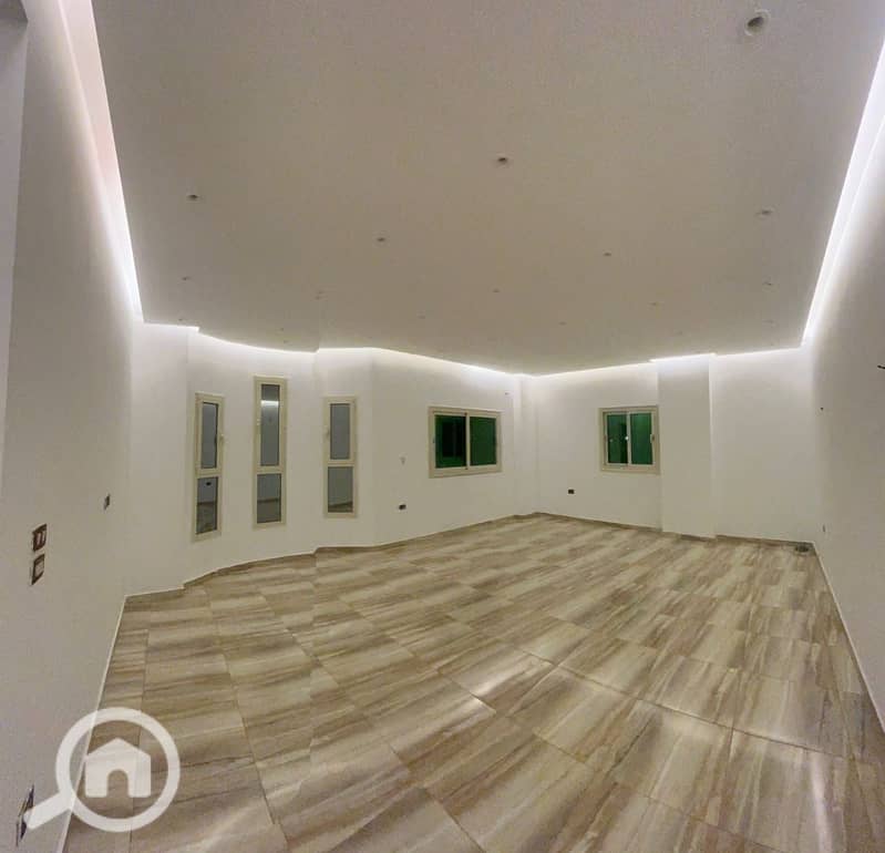 11 WhatsApp Image 2025-10-30 at 12.06. 19 PM. jpeg