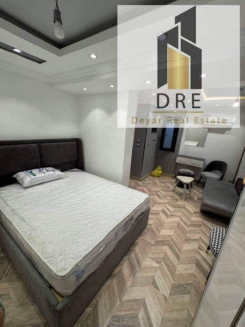 18 33567769-98d1-4215-a669-fb8d1cf89630. jpg