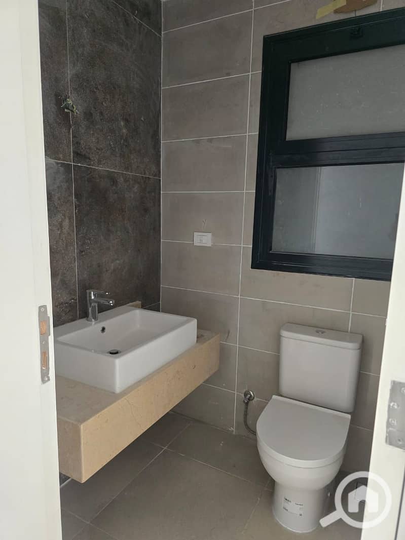 6 WhatsApp Image 2025-10-30 at 1.50. 49 PM (2). jpeg