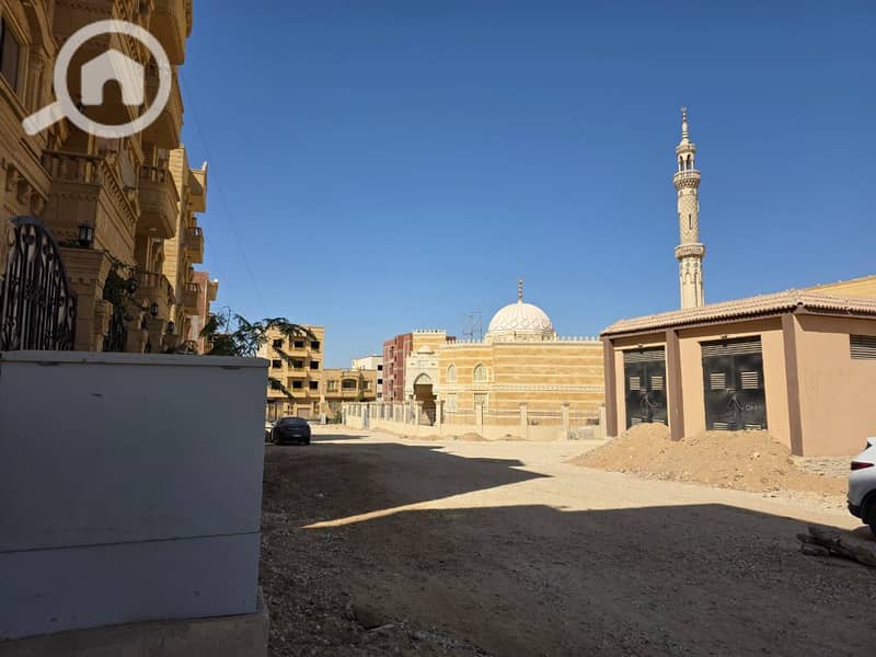 5 WhatsApp Image 2025-10-27 at 16.51. 53 (1). jpeg