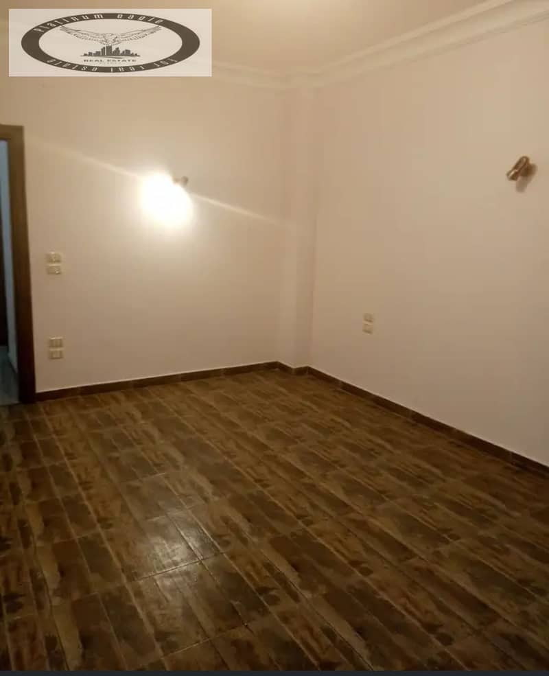 7 7dd4aaea-8cfa-4c0c-ad95-6946e484a57c. jpg