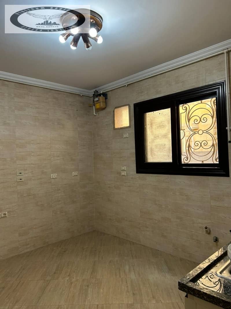 8 52c07240-76d0-4ec5-a1ef-7868e127ce6f. jpg