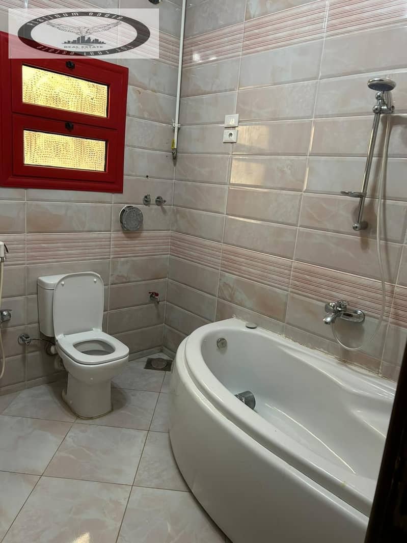 11 cd2a6ad0-4b92-4592-8eee-0dd9e87ca251. jpg