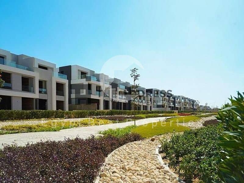 12 e3c4fc82-bb1a-4419-a2ce-f909e17325e2. jpg