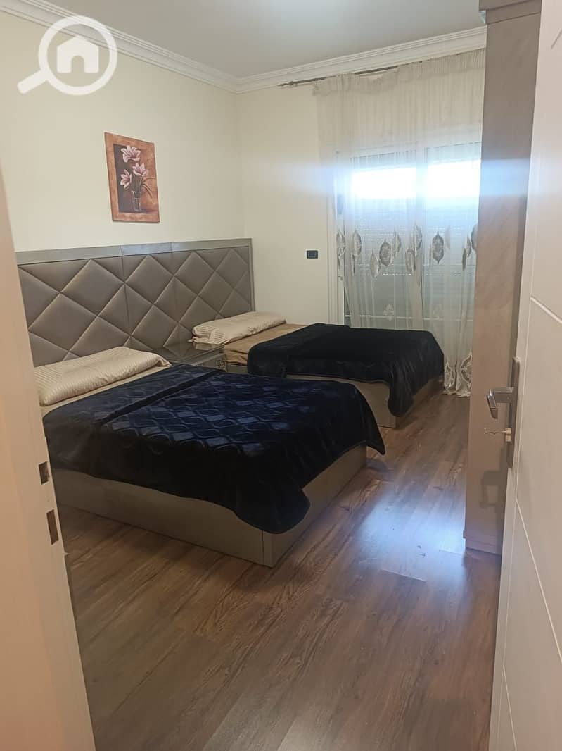 14 abf94080-6510-4226-8f31-821b3a6fa32a. jpeg