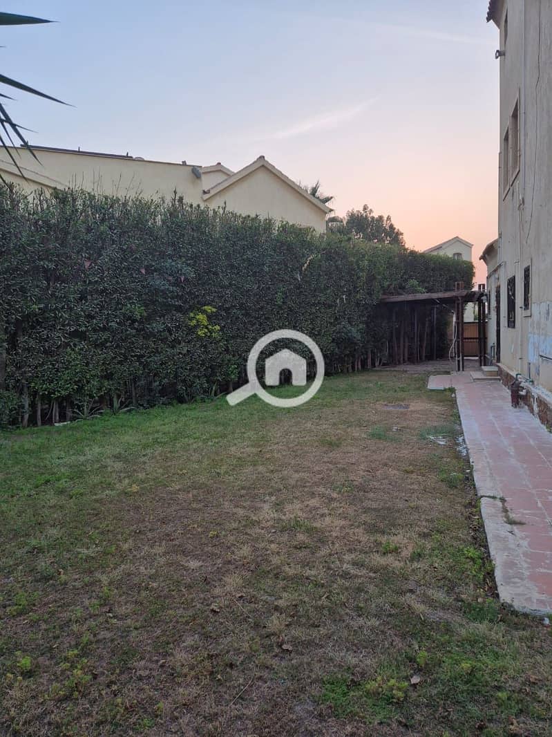 2 0cd1e63f-e246-46b8-9ebf-c9ac37ab35d0. jpg