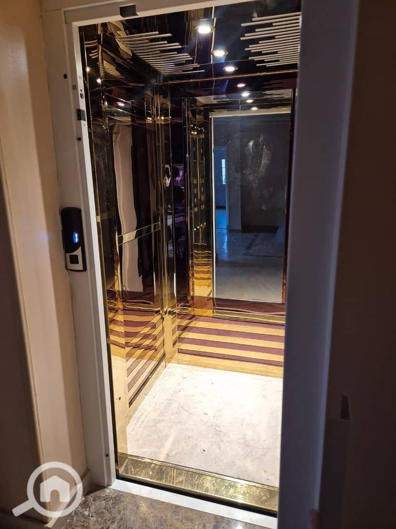 3 0fda25c4-ddb3-4f09-a1ef-51372a3b3b9a. jpg