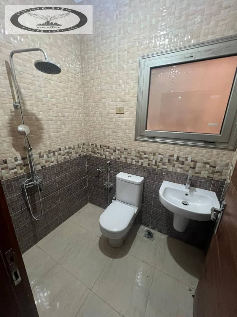 17 00f1c88a-27d9-4daa-89b5-6166d4946ae1. jpg