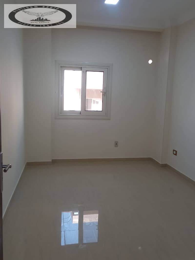 5 8676e6ff-d794-44b3-8ff4-f8359eda8f65. jpg