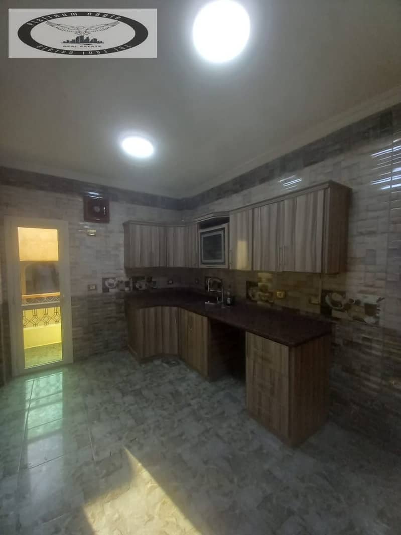 7 79d1db9d-422b-4589-9fa6-a2af0b38a9f3. jpg