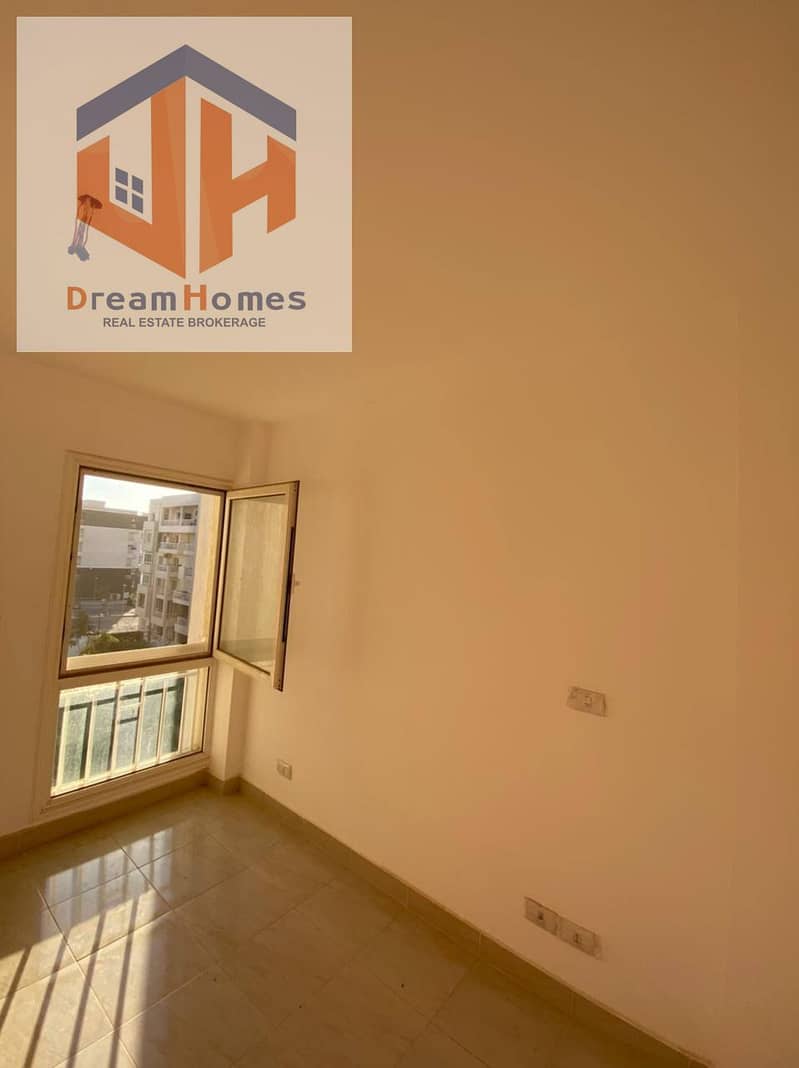 5 573056885_806888062319817_1221722020438921879_n. jpg