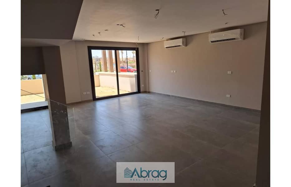 3 9c6b5e70-ec33-42fb-bc2b-eab866b700a8. jpg