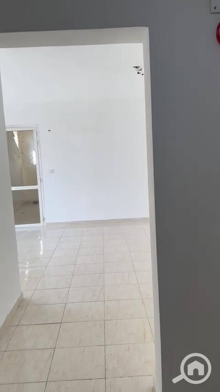 6 346fc9d0-f46f-4a26-9322-074944ad9034. jpg