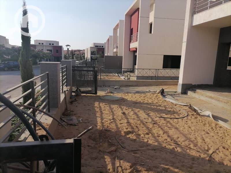 7 215226285_1009394673186115_5520856762897359577_n. jpg