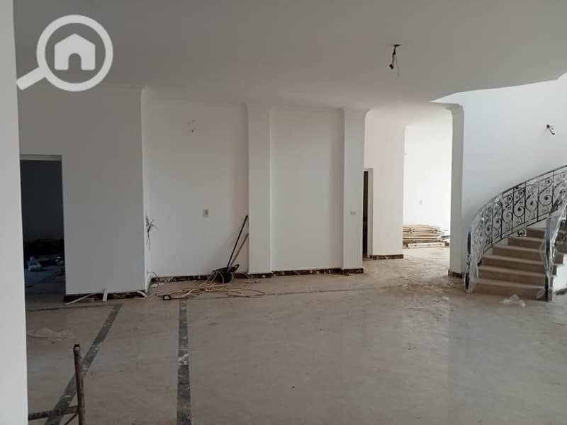 18 dfb37b89-2425-47f1-8c99-6b8711de110b. jpeg