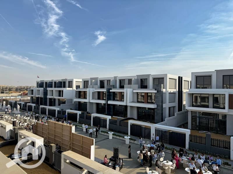 4 d1b156dd-4a82-4fd8-8db9-55cd62f7f616. jpg