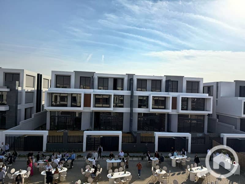 5 d45cb657-c143-44bb-ae65-594257213578. jpg